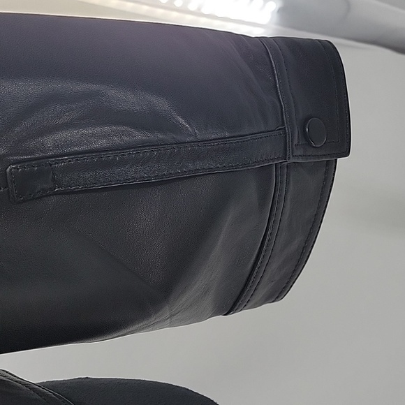 Women's Black Leather Jacket - Picture 12 of 16